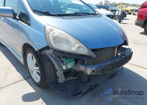 2011 Honda Fit Sport из США, поврежденный, VIN JHMGE8H50BC025768